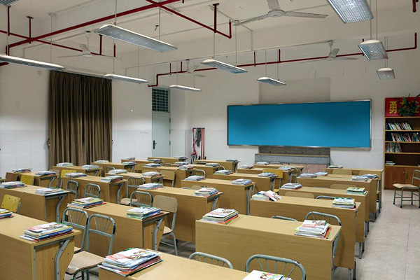 智能照明能夠解決教室長(zhǎng)明燈的哪些問(wèn)題？(圖1)